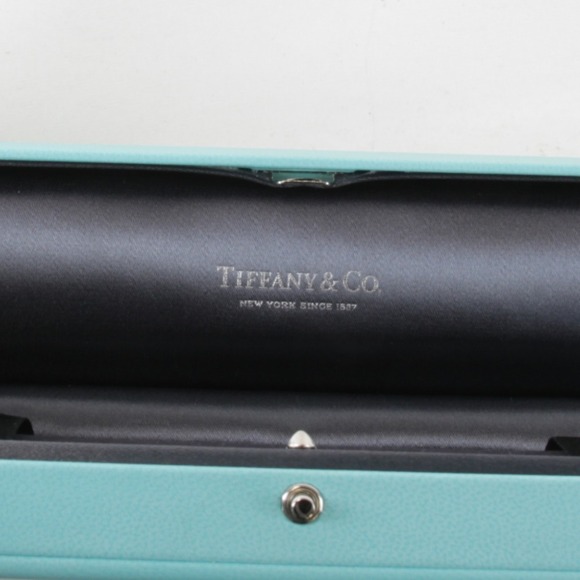 TIFFANY Silver Charm Bracelet - Picture 8 of 10